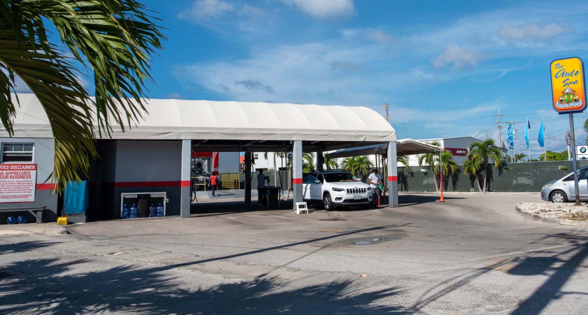 RE/MAX real estate, Cayman Islands, George Town Centr, Freehold - The Auto Spa is Caym