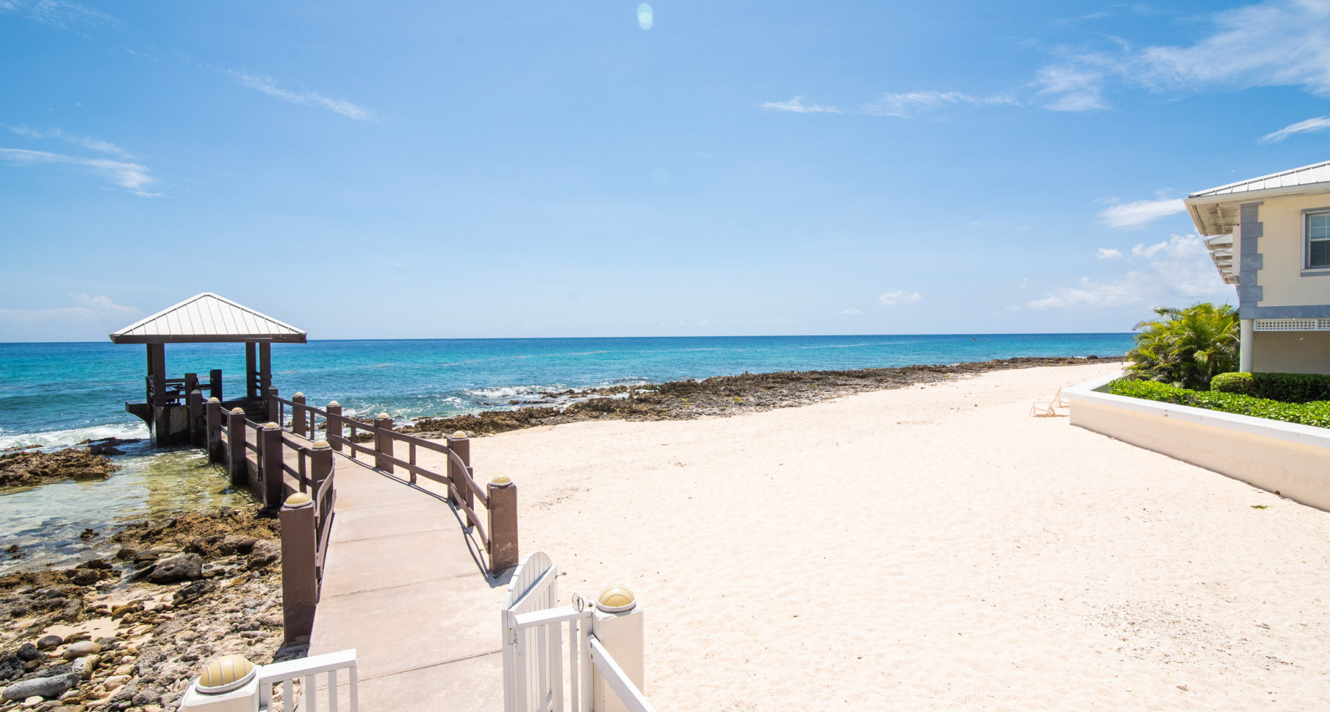 Windsor Village Direct Ocean Front 2 Bedroom