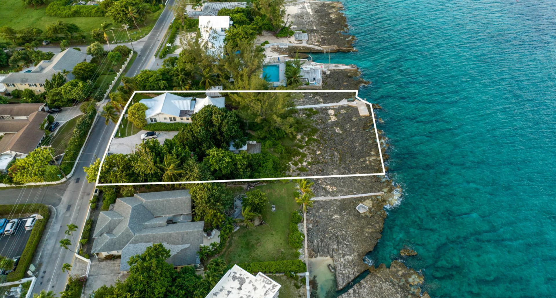 RARE OCEANFRONT DEVELOPMENT OPPORTUNITY | SOUTH CHURCH STREET | 0.9 ACRES image 3