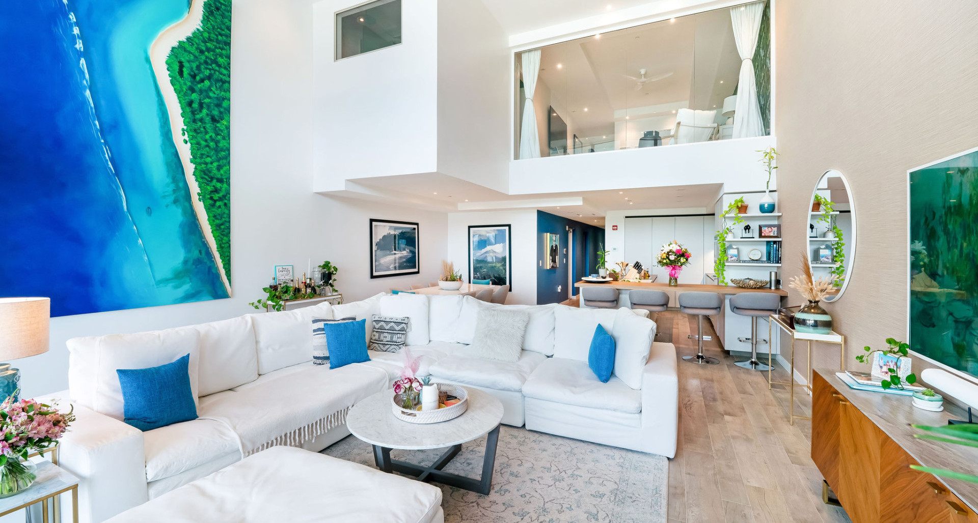 Beachfront Luxury Condo – Tides #205