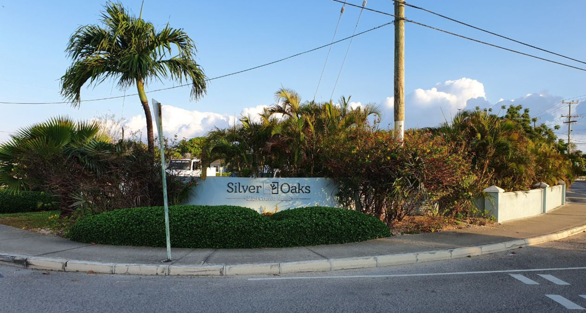 Silver Oaks Villa
