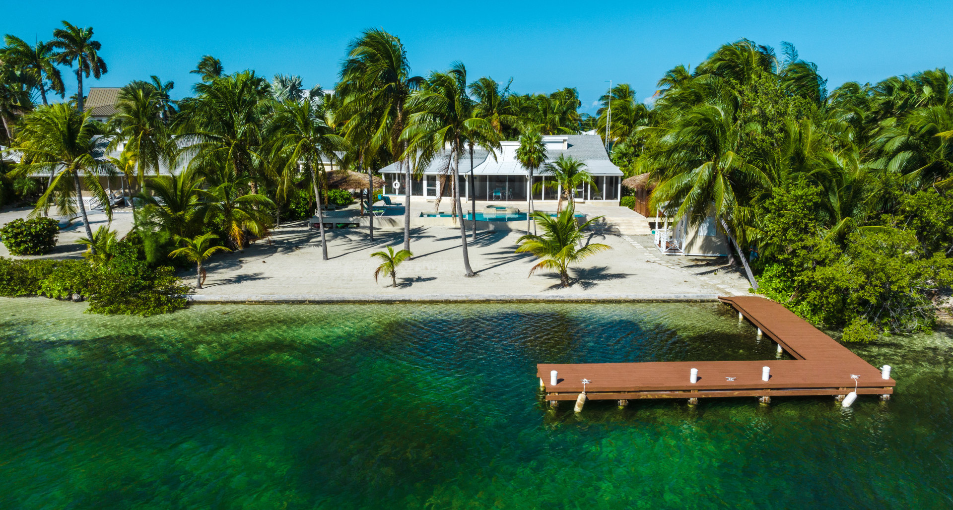 Just 4 Fun – Ultra-private Beachfront Villa, Cayman Kai image 1