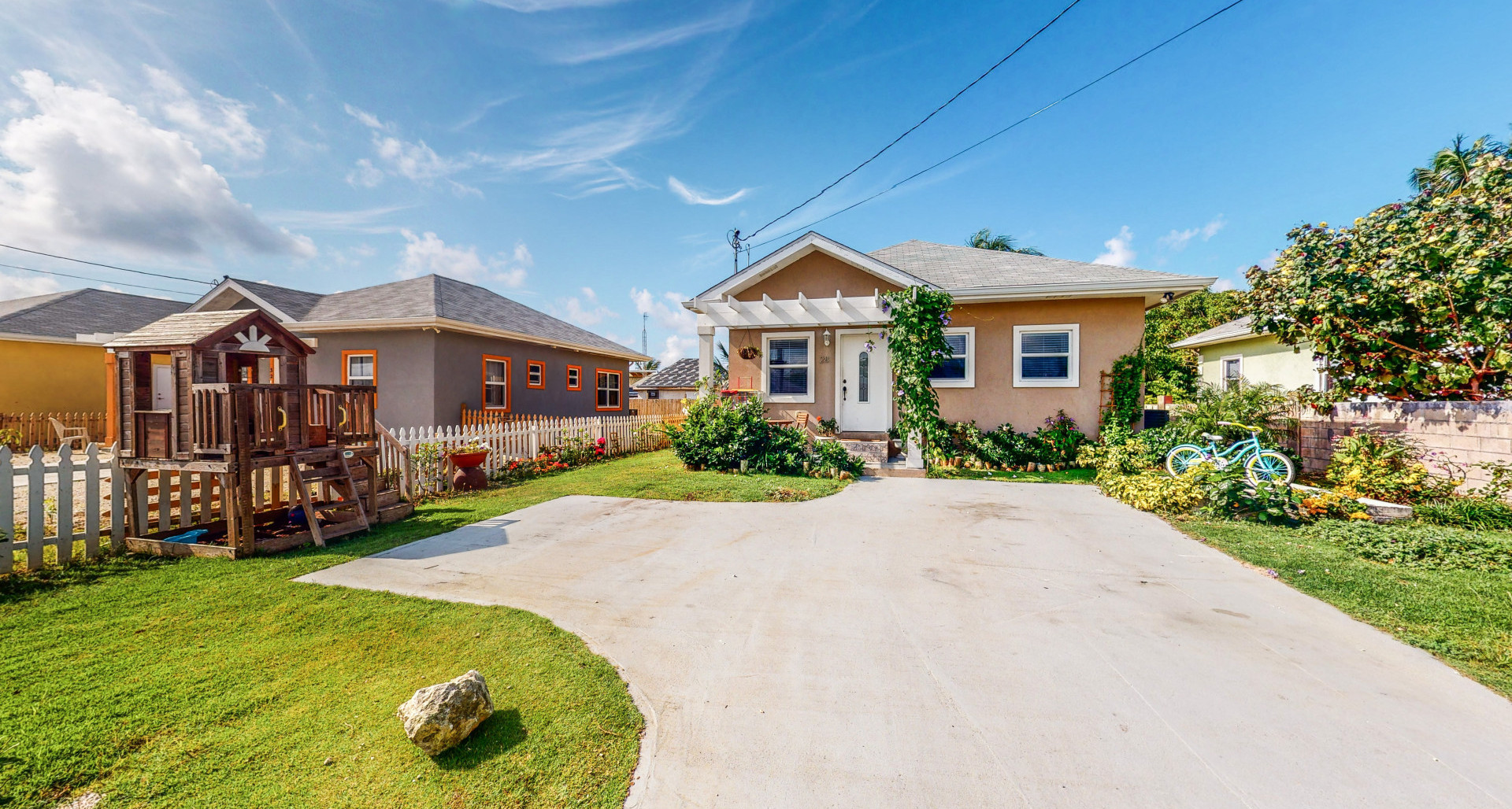 3 Bed Bodden Town Single Family Home – INCREDIBLE VALUE