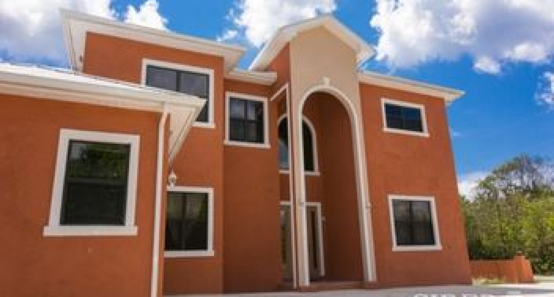 Executive 6 Bedroom  Beautiful Home @ Longfellow Circle Breakers