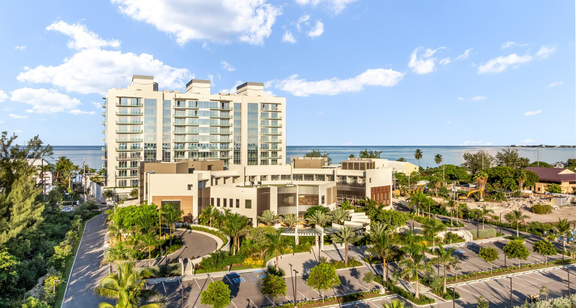 Watermark – Rare 2nd Floor Corner Residence image 2