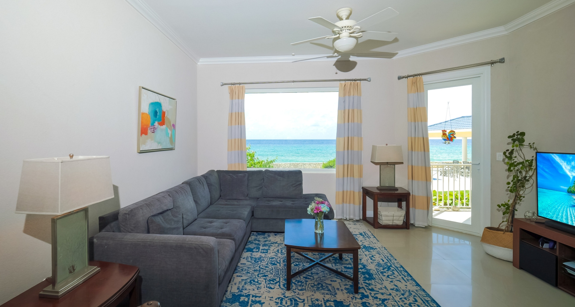 Immaculate Westview #5 (3 Bed Oceanfront Residence) image 1