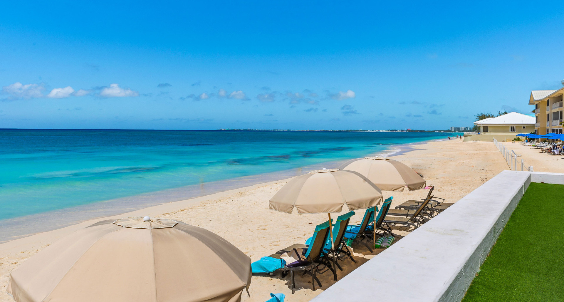 REGAL BEACH CLUB | 523 image 3