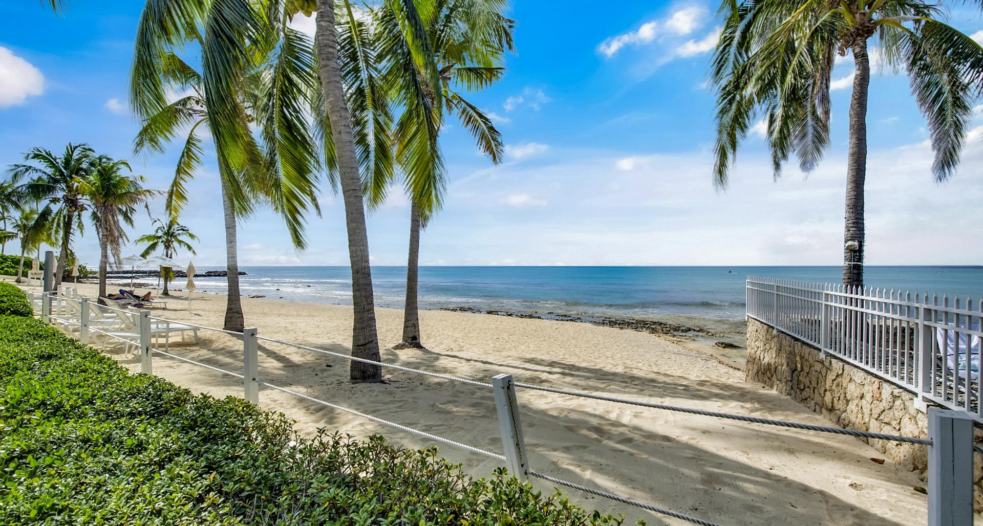 CRESCENT POINT UNIT #14 | SEVEN MILE BEACH – Fully Remodeled, Turnkey & Income-Producing Opportunity image 2