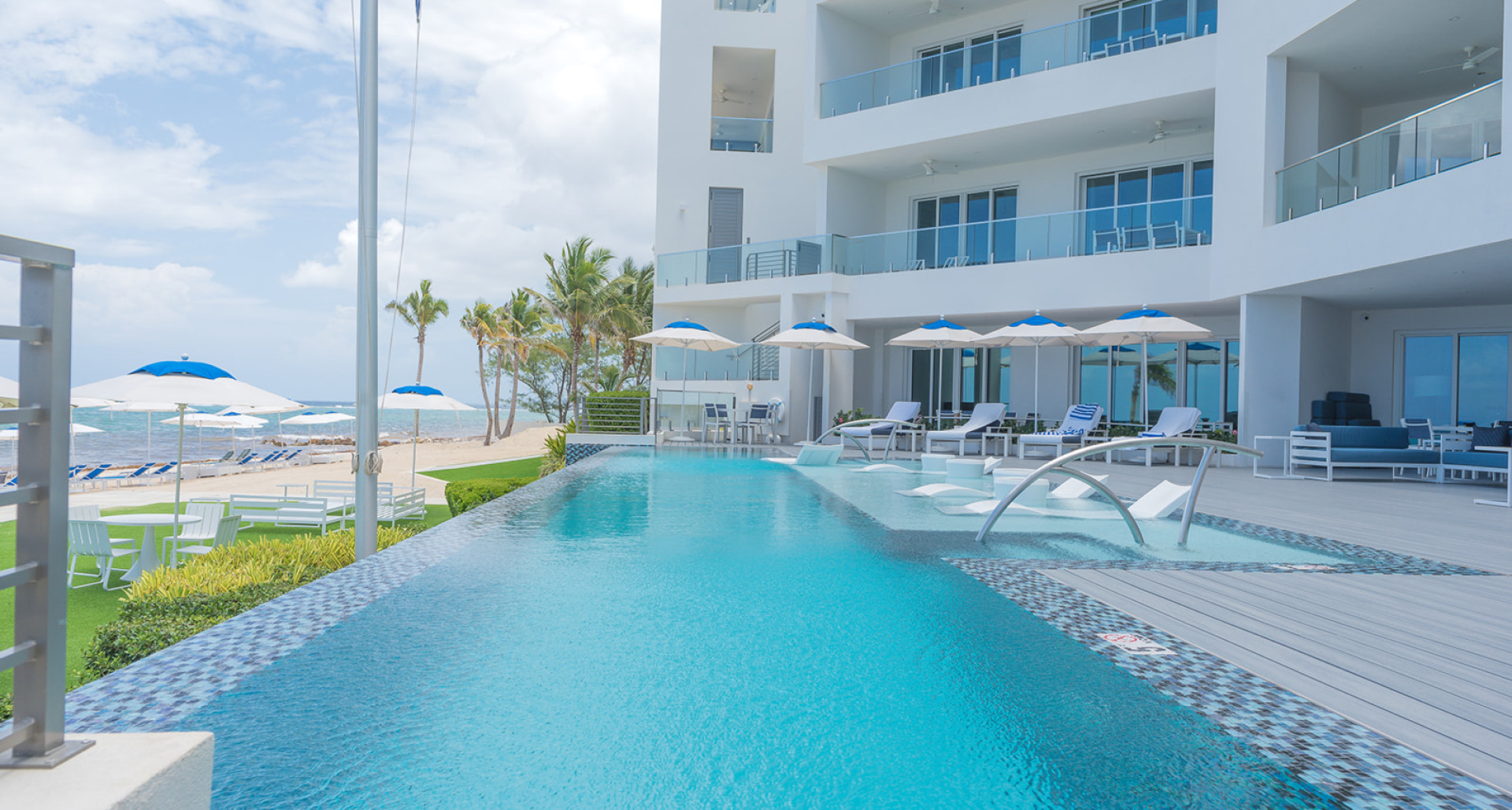 RE/MAX real estate, Cayman Islands, Rum Point, Freehold - This wonderful condo