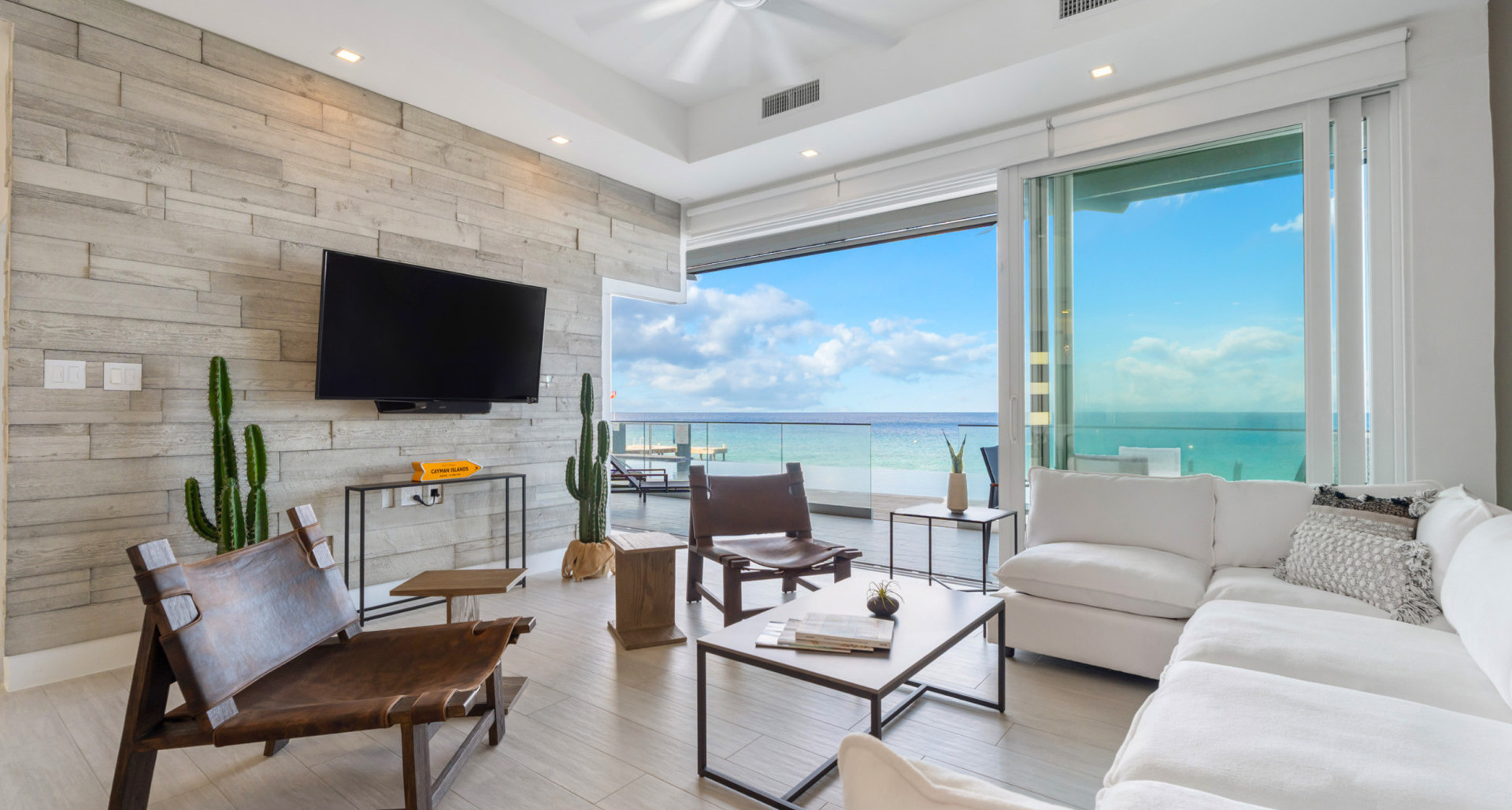 Lighthouse Point Residences #103 image 2