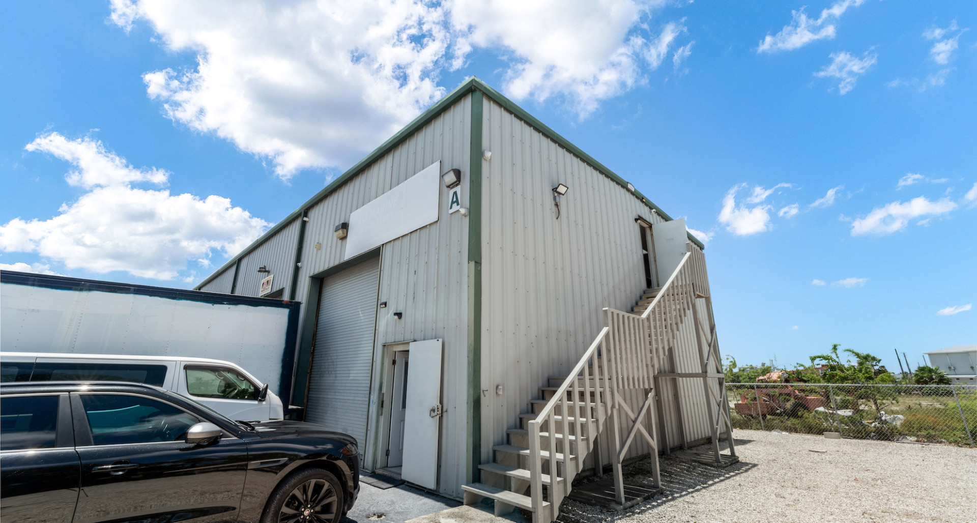 RE/MAX real estate, Cayman Islands, George Town, Freehold - Universal Warehouse 