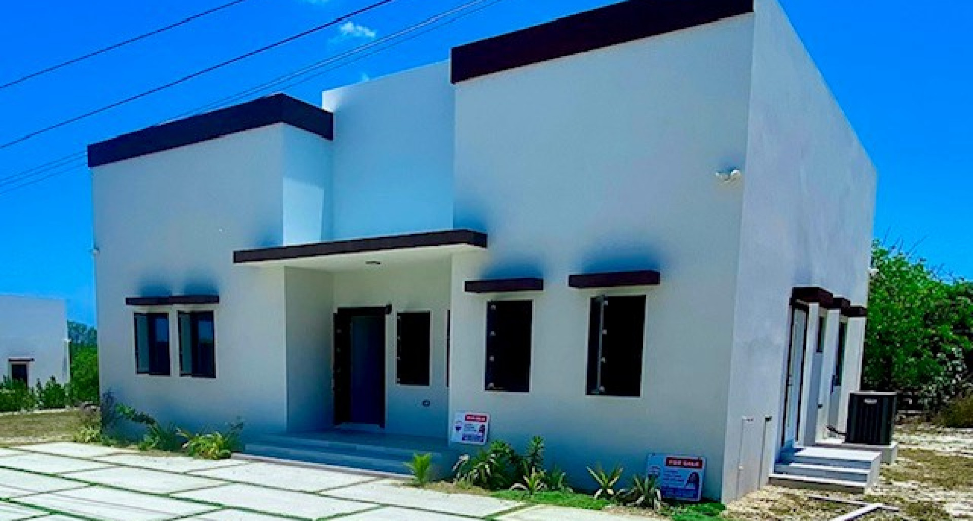 BEAUTIFUL NEWLY BUILT 3-BEDROOM FAMILY HOME IN HIGHROCK- CLOSE TO THE OCEAN image 2