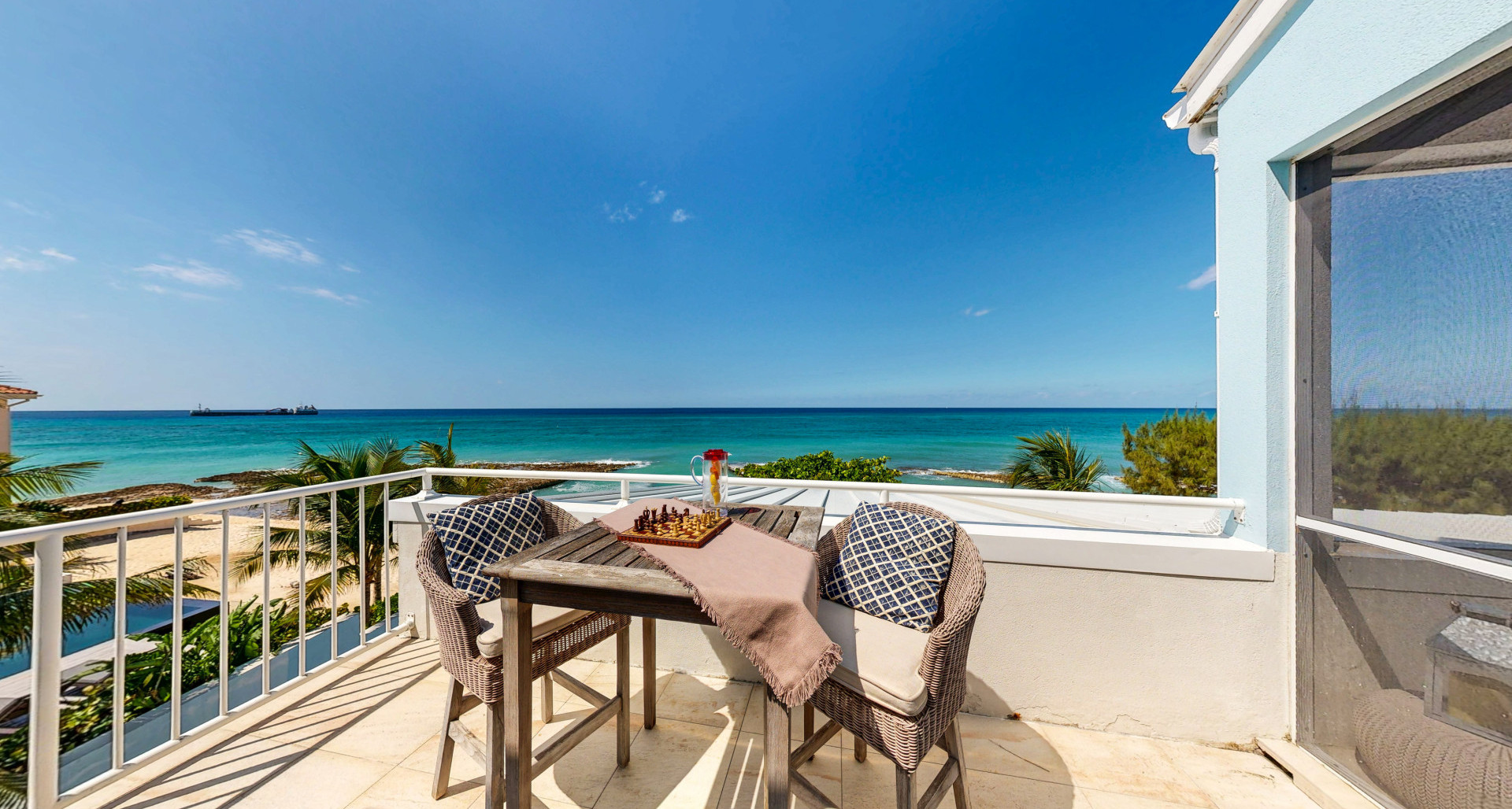 Oceanfront Bliss on 7MB – 3 bedroom Penthouse