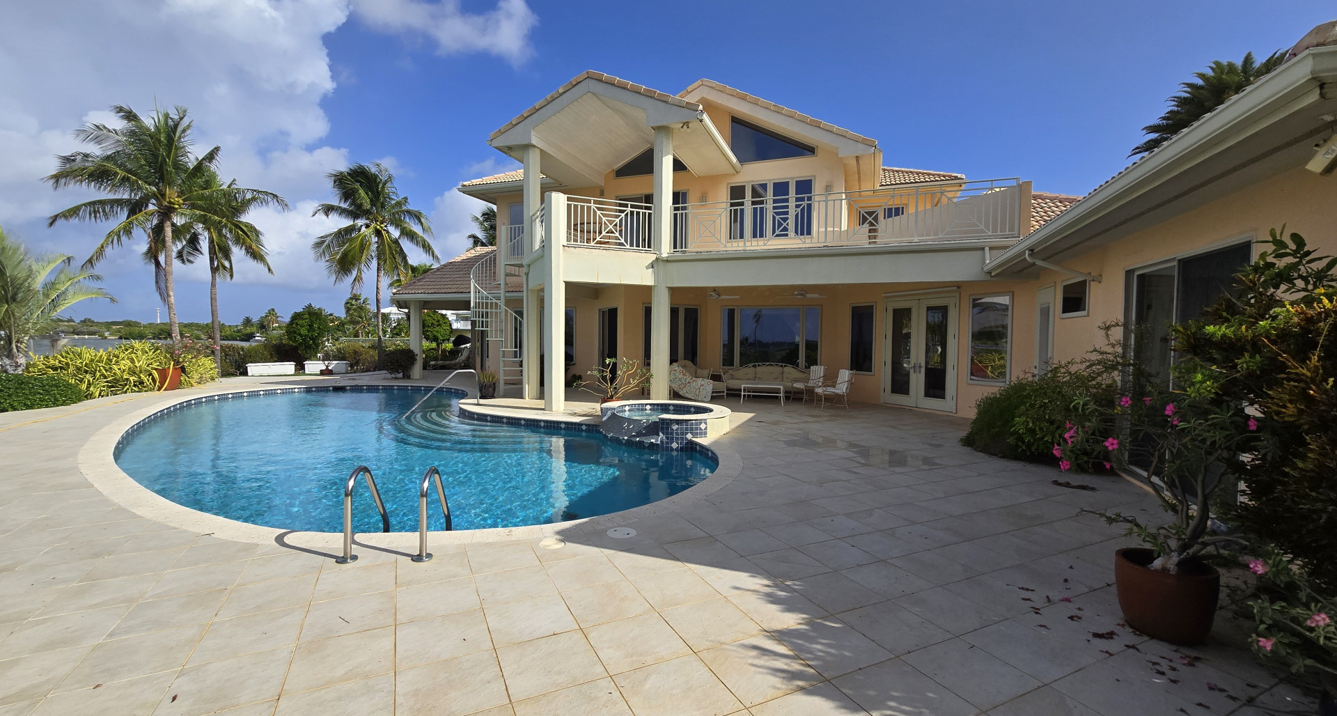 Palatial Shores Home on Double Lot image 3