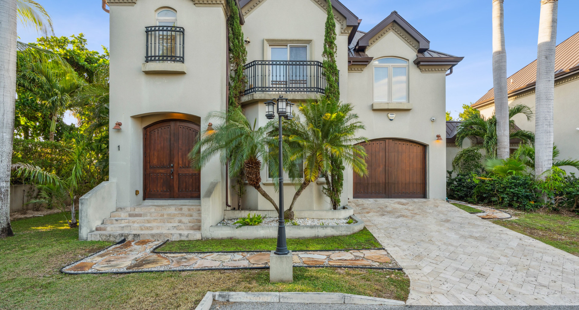 Camelot Drive Unique Detached Home with Private pool and Garage on SMB corridor image 3