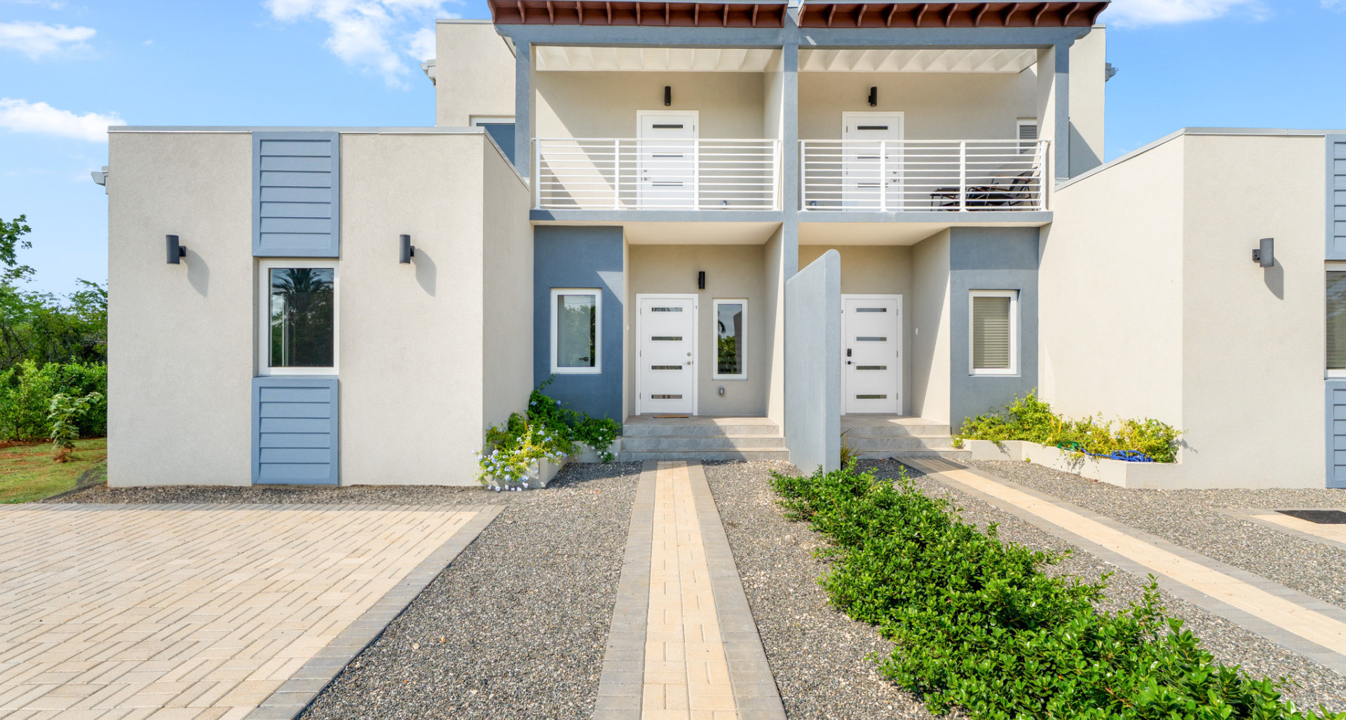 SAVANNAH NEWLY CONSTRUCTED BEAUTIFUL 3 BED/3 1/2 BATH HOME image 1