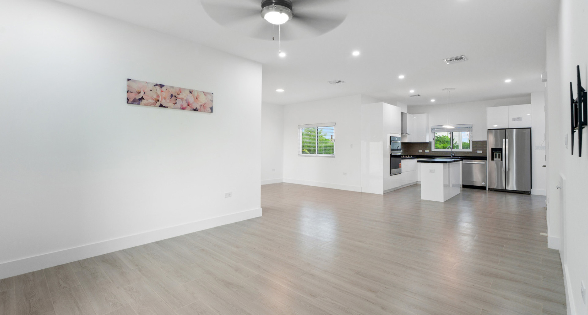 SAJE | WEST BAY | UNIT 6