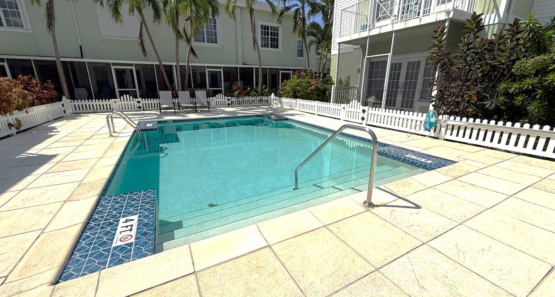 Happy 3 bed Townhome at Garden Retreat in GT image 3