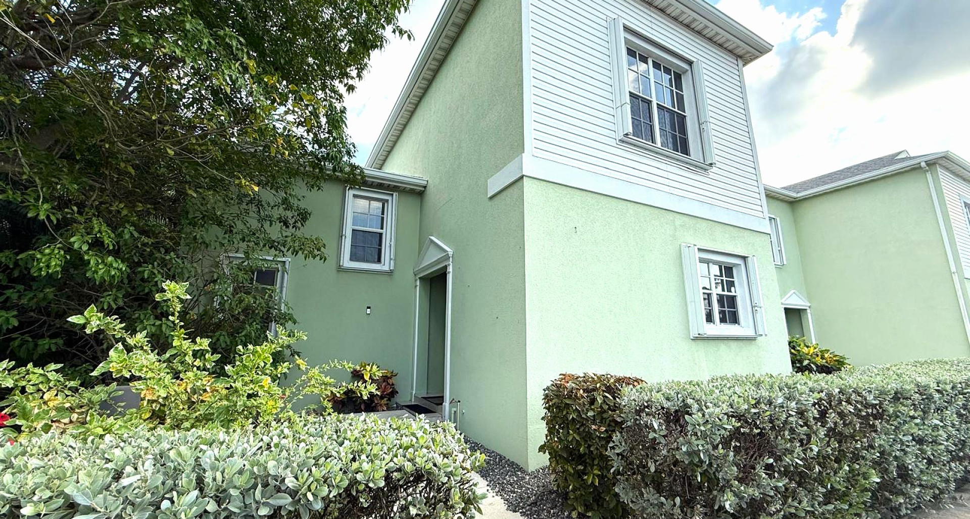 South Sound Ocean Front 4 Bed Windsor Village 25