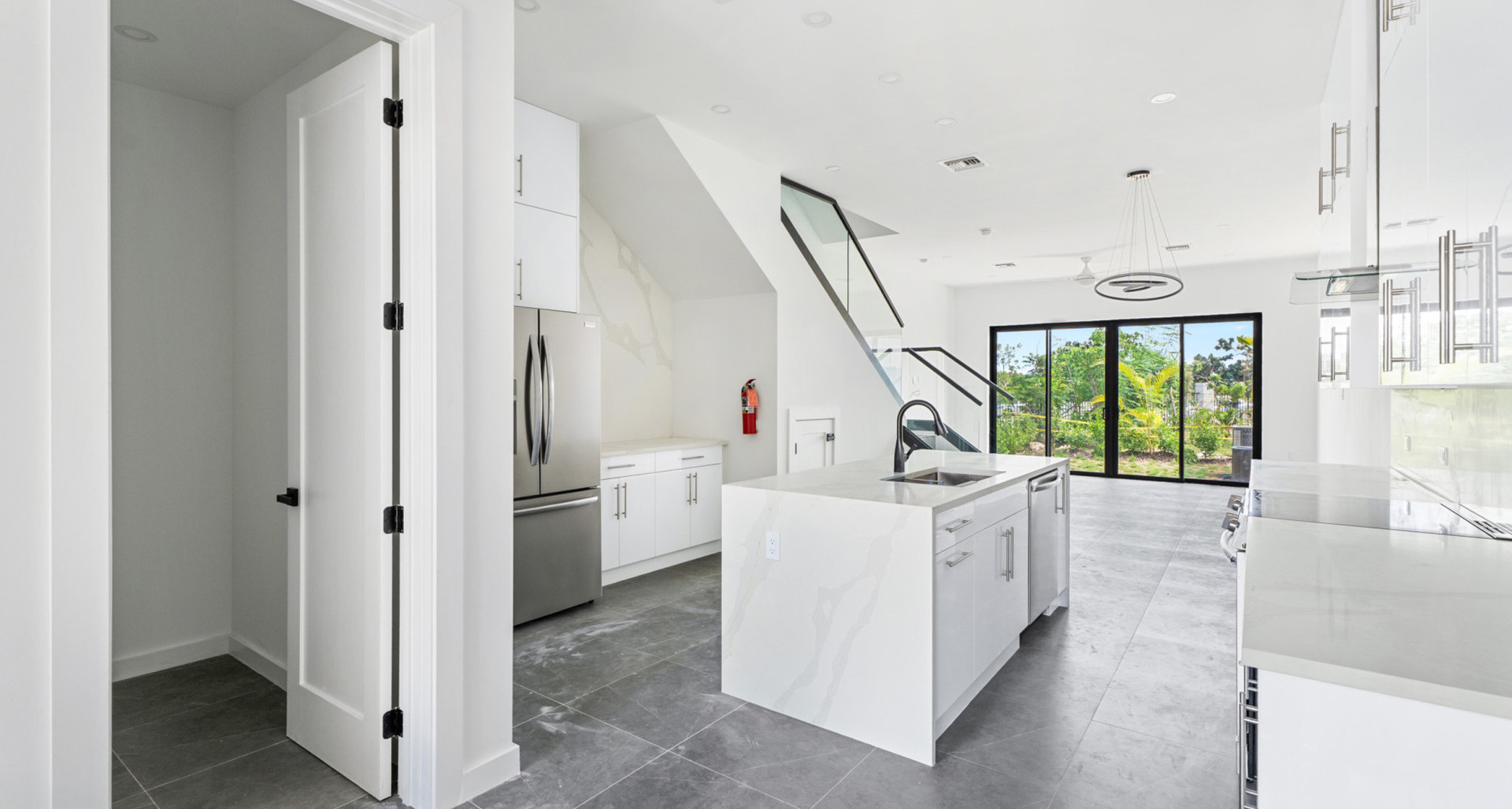 Prive #8 (Assignment – Motivated Seller) image 1