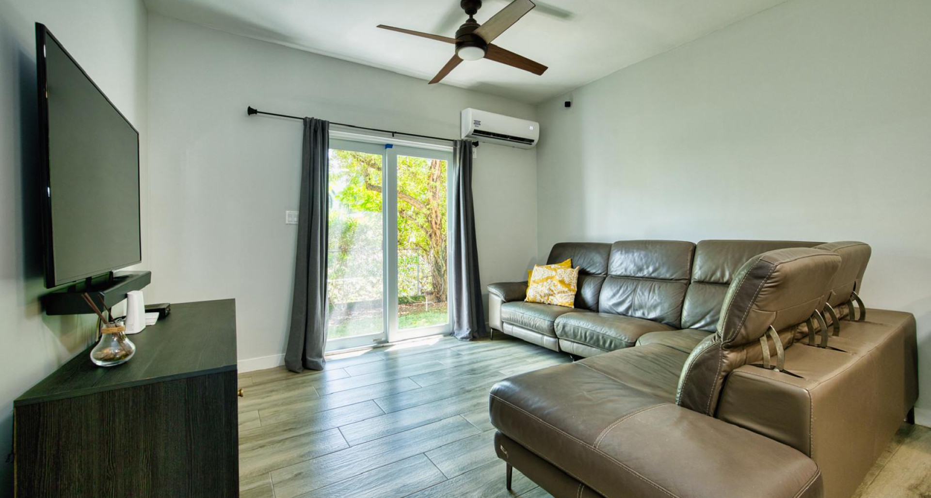 Modern & Stylish 1 BR – 1.5 BA Townhome image 2