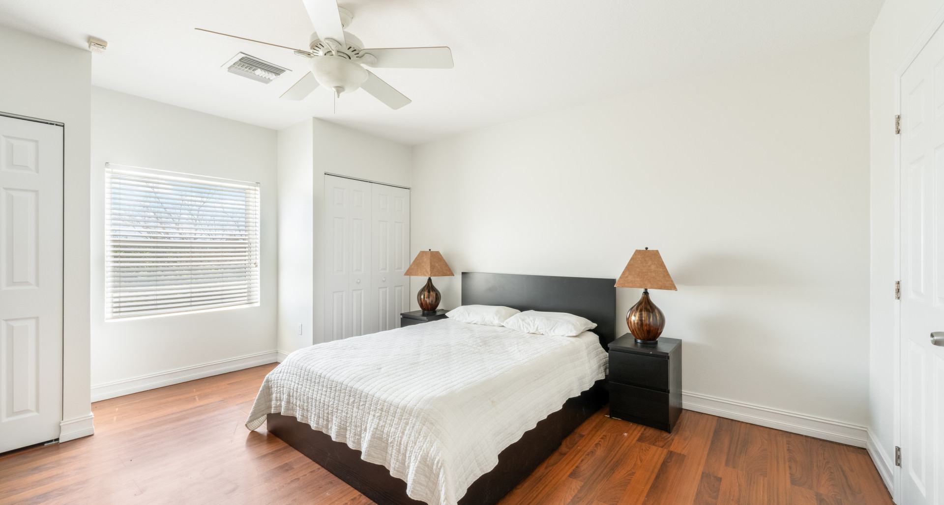 #47 Executive Suites | George Town – Investor Opportunity, 2 Bed Middle unit image 2