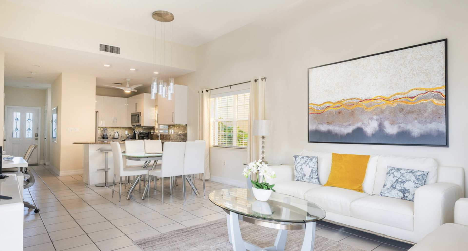 Regal Beach Club #531 image 2