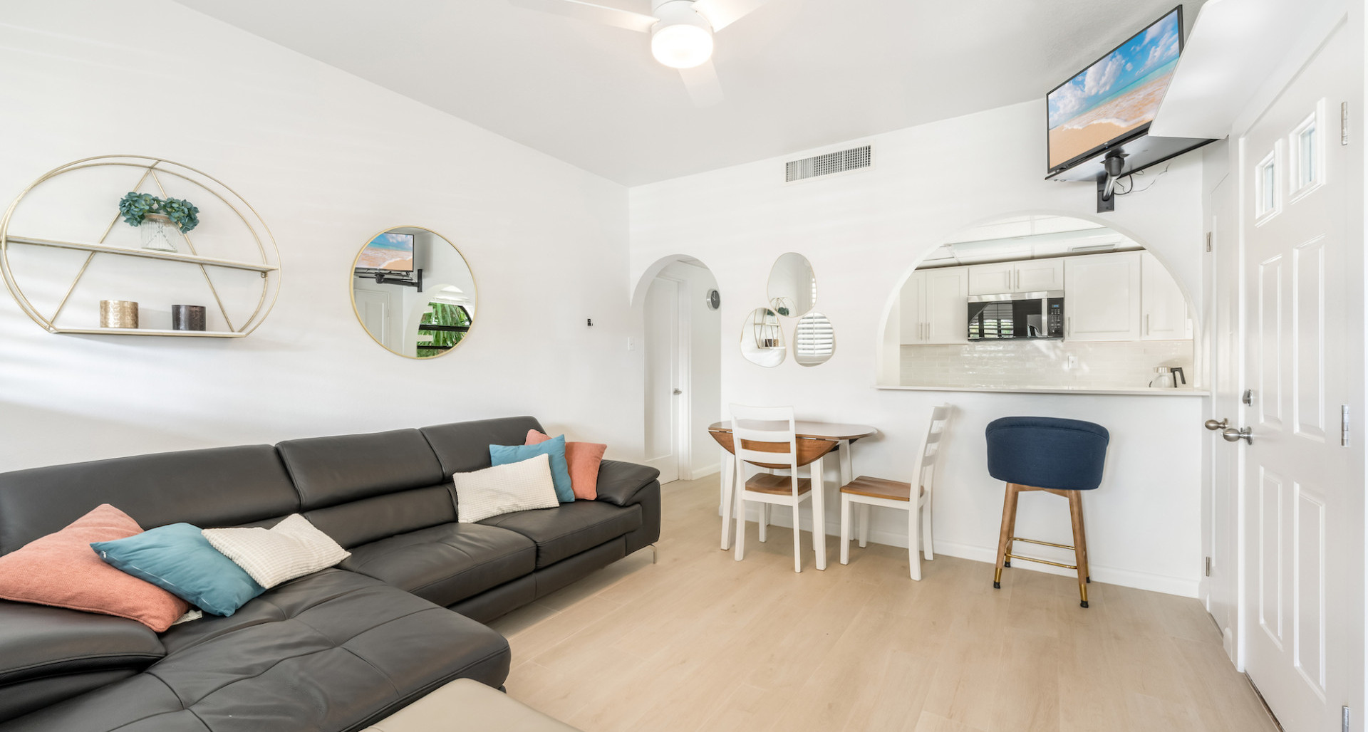 # 31 RIA DEVELOPMENT | 3 BED | END UNIT