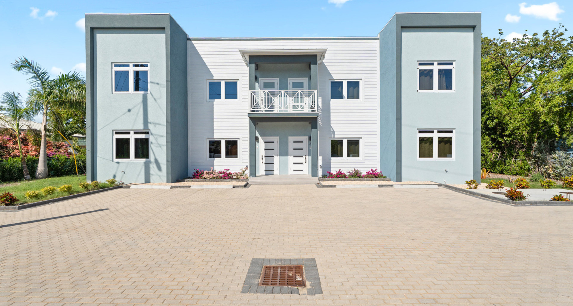 Brand New Hinds Way Duplex – Unit 1 (4 Bed, 4 Bath)