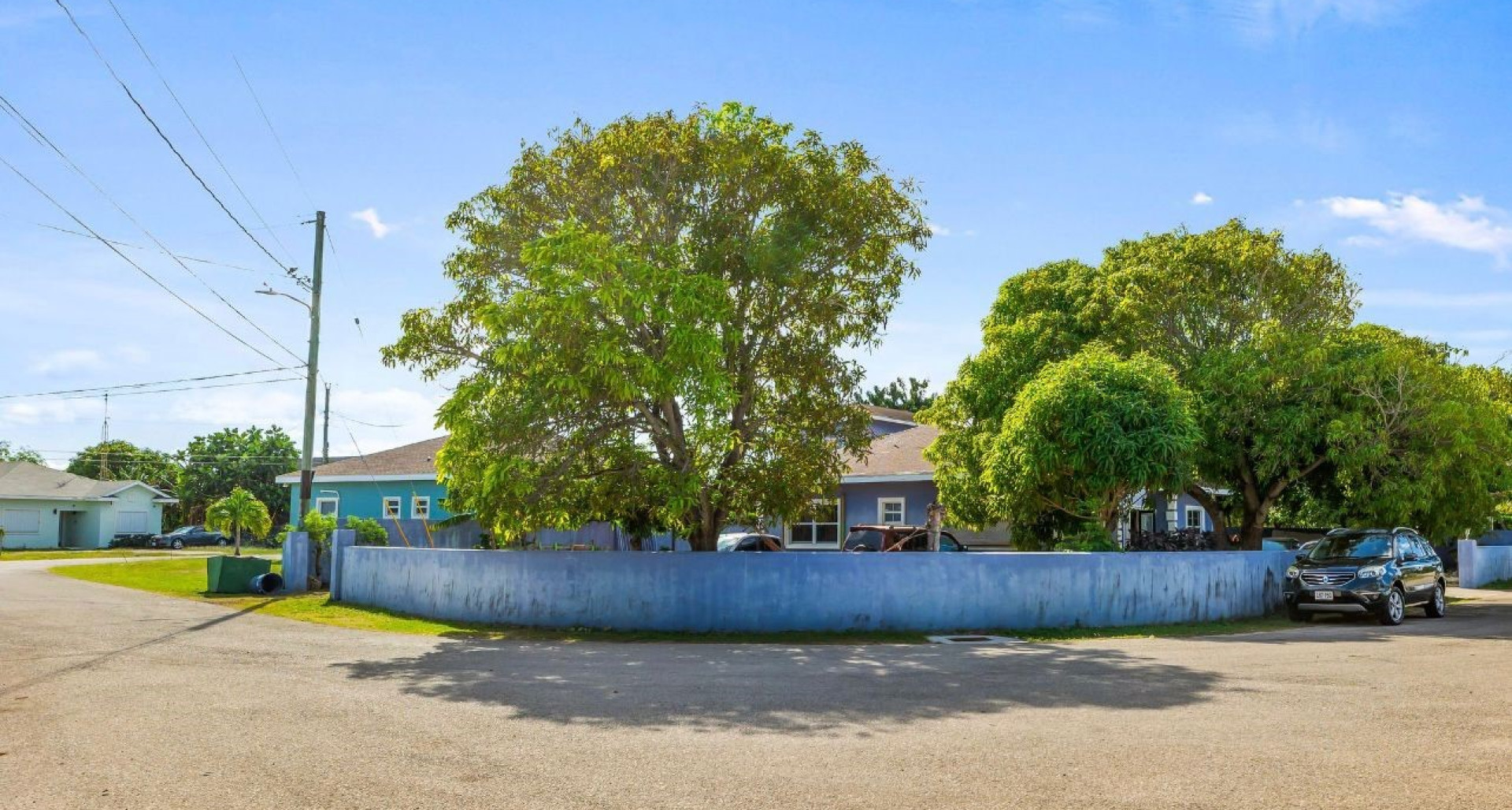 WEST BAY MULTI UNIT INCOME PRODUCING PROPERTY image 2