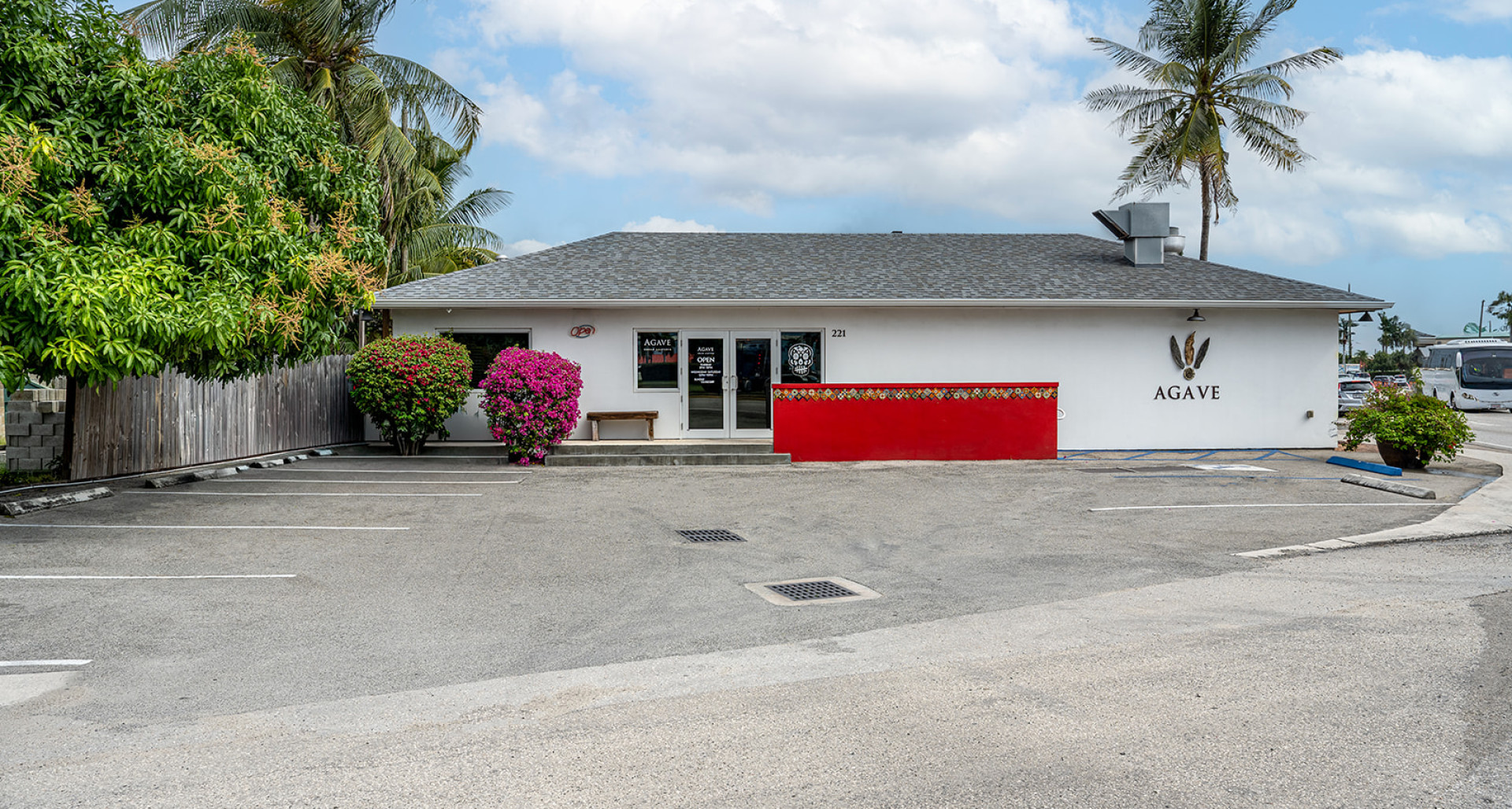 Prime Restaurant Building on Bypass – Fully Fitted and ready to trade image 1