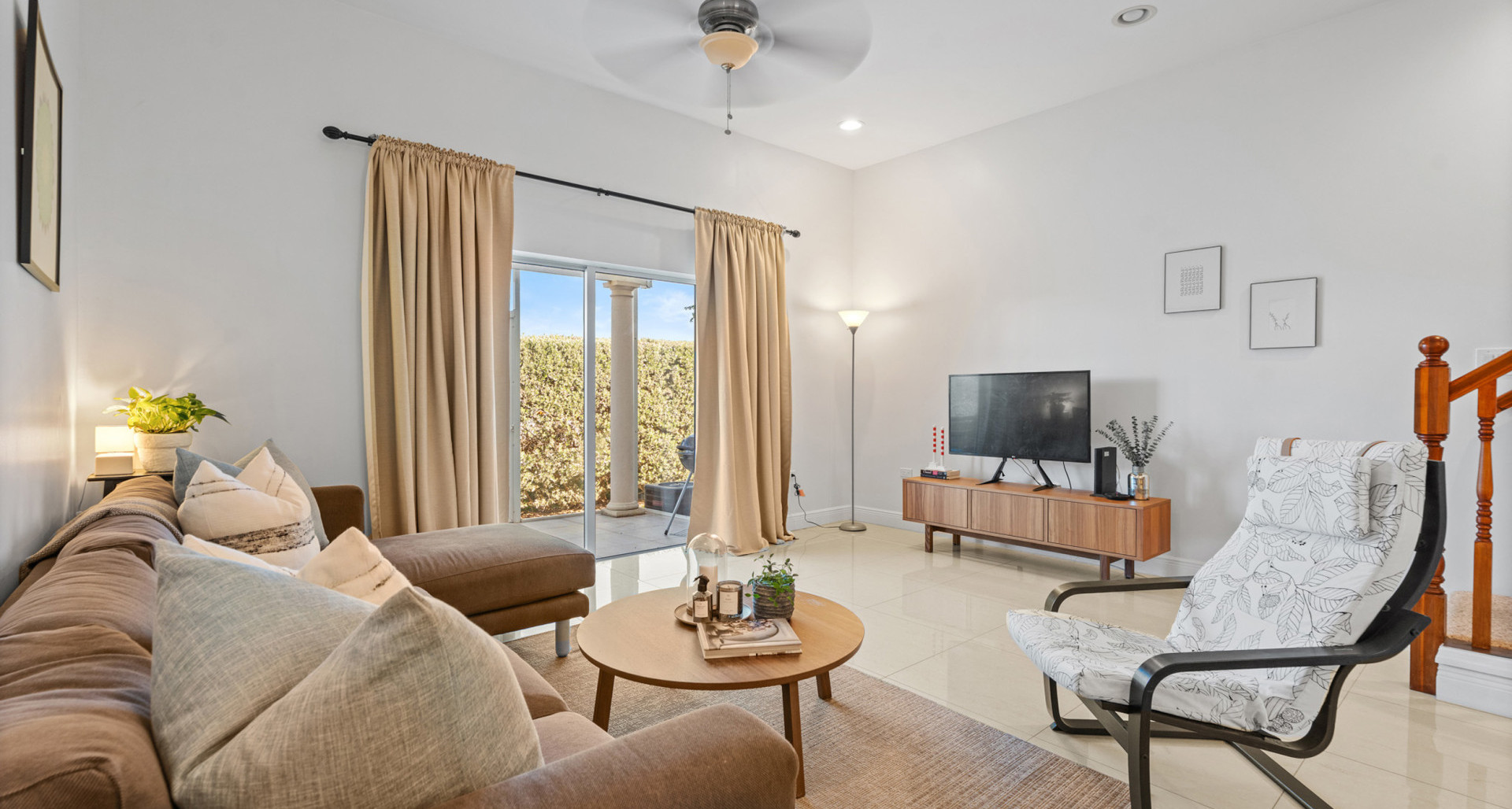 #42 RIA DEVELOPMENT | 3 BED | END UNIT