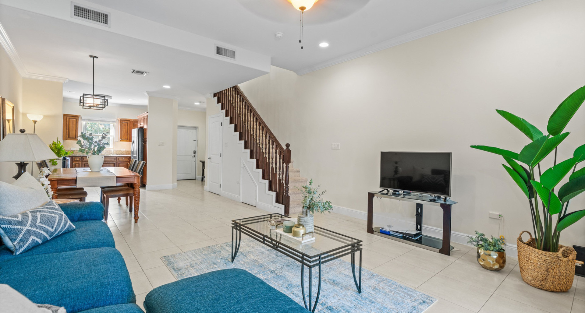 #42 RIA DEVELOPMENT | 3 BED | END UNIT