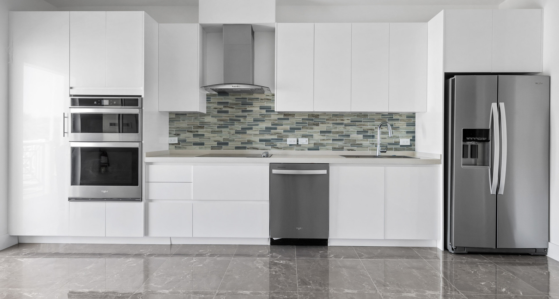 YARL 1 BED #7 (2nd FL, PH 2) image 2