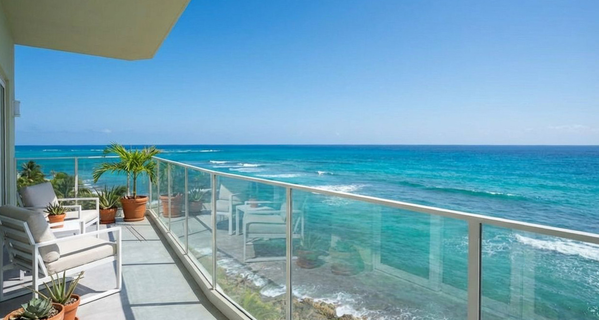 Catalina Bay Corner Seafront 3BR Second Floor #218