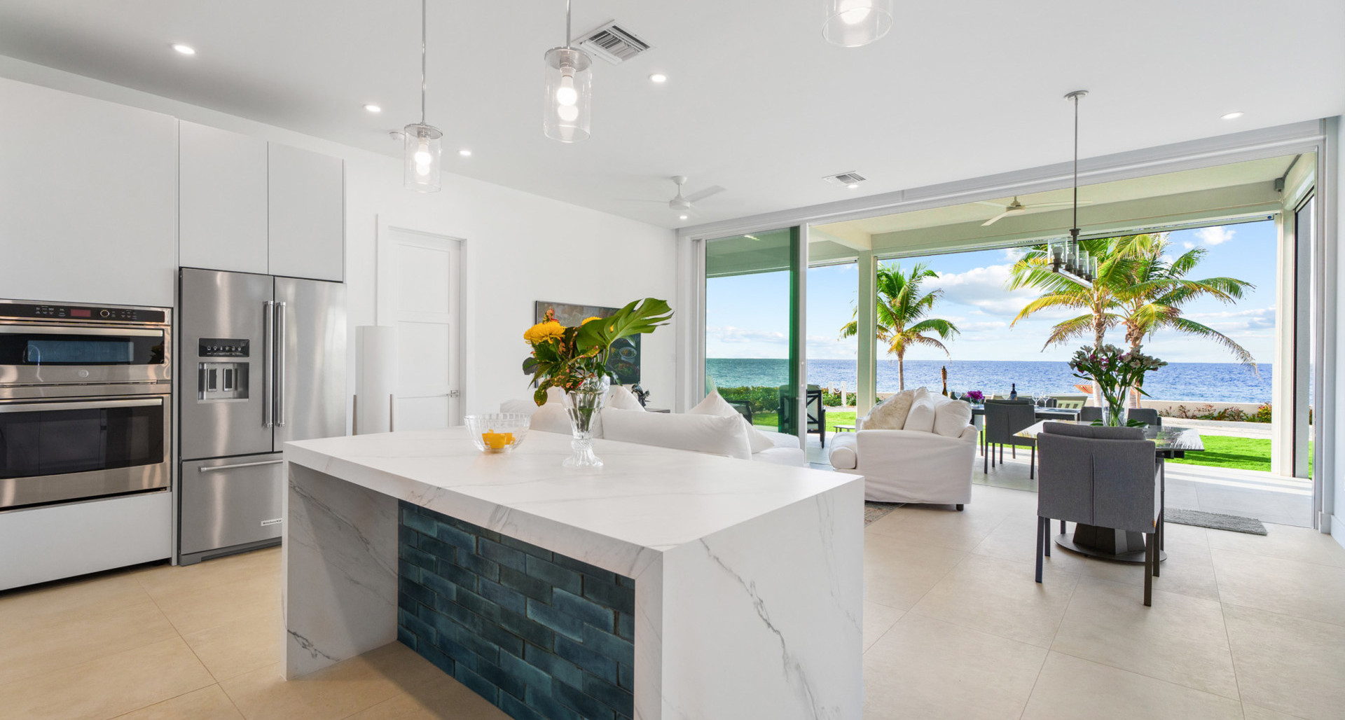 26 SUNSET POINT | RARE 3‑BED UNIT WITH ITS OWN 0.33‑ACRE PRIVATE SEAFRONT LOT image 2