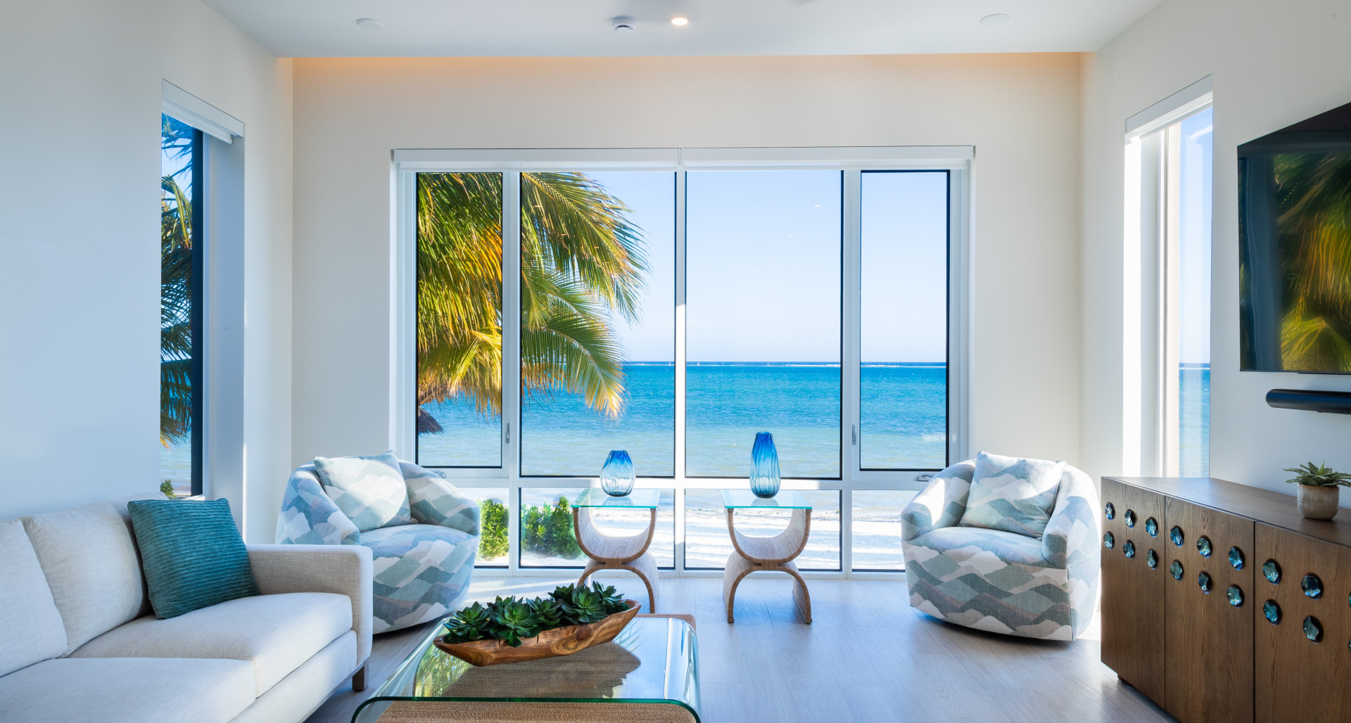 Stunning Seaside Sandy Beach Villa in East End image 1