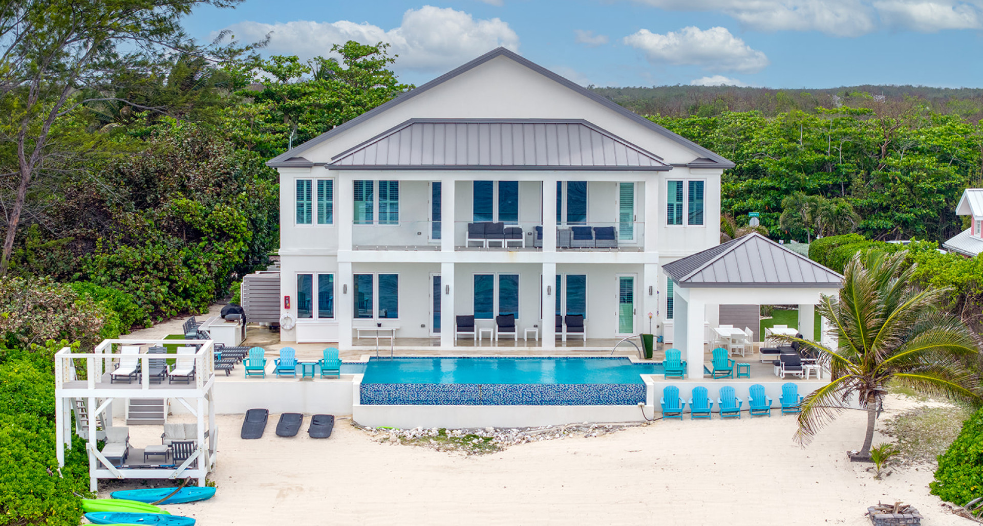 Coral Vista – High‑Yield Beachfront Estate with Unbelievable Returns of 9.5% image 3