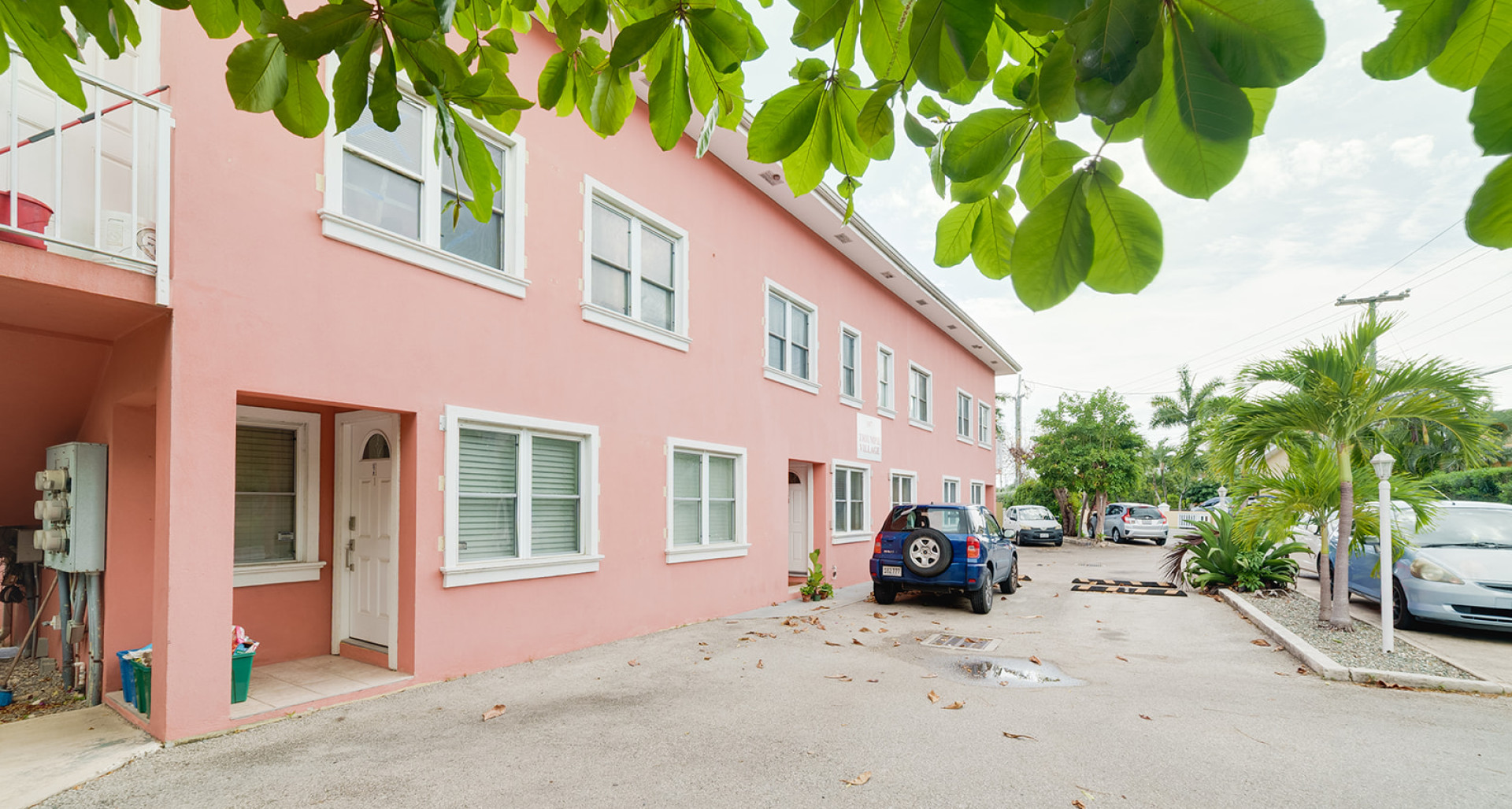 Great Opportunity with Renovation Potential – 3 Bedroom Triumph Village image 3