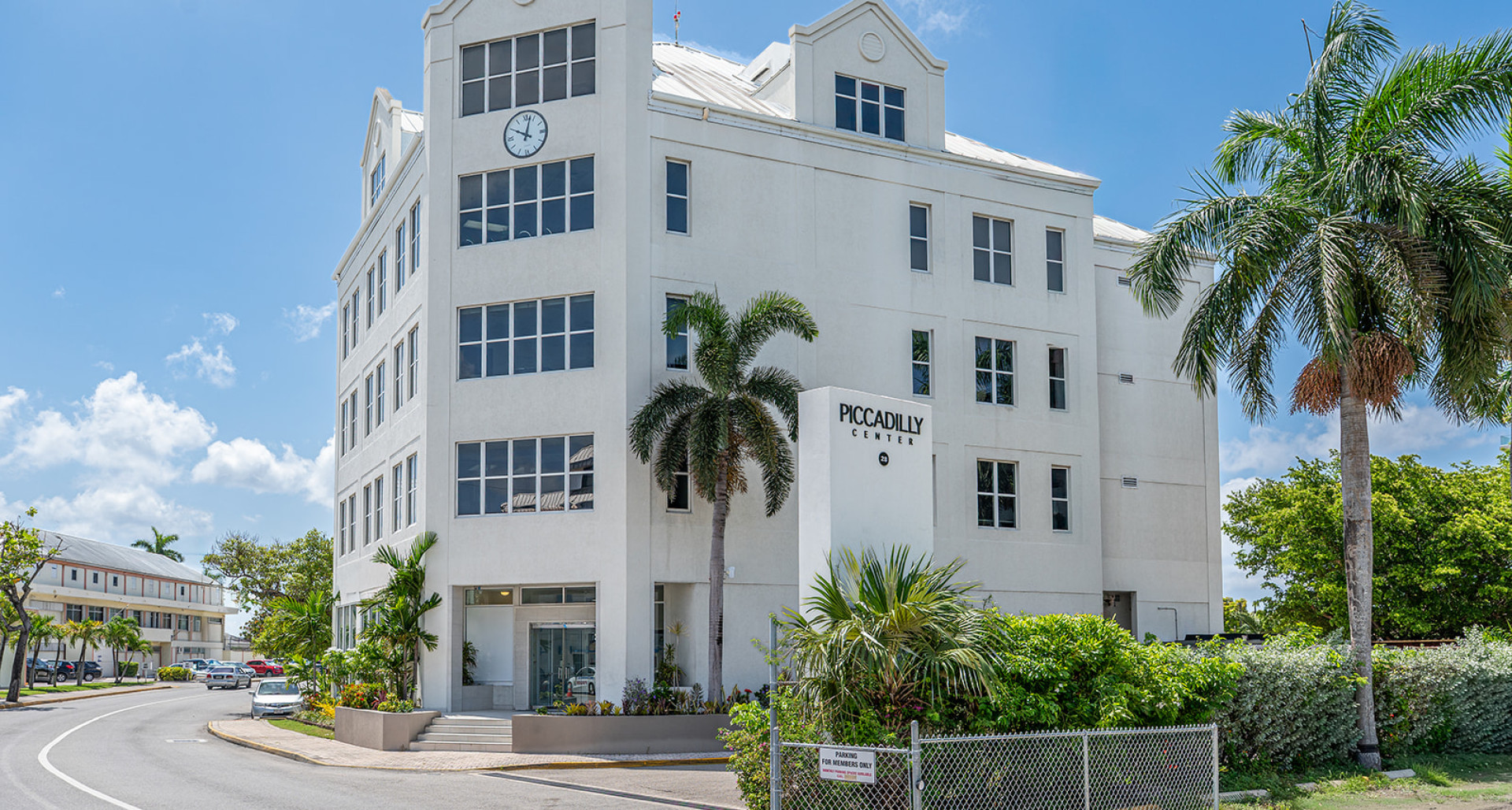 RE/MAX real estate, Cayman Islands, George Town Centr,  - An absolute landmark