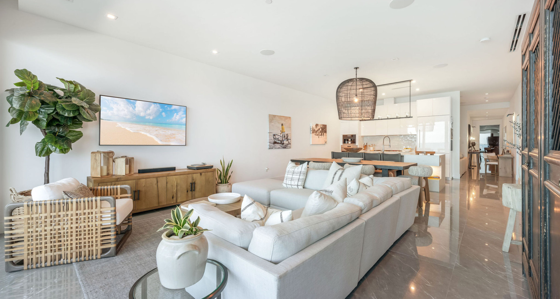 1FIN- Single Level Corner Condo with Excellent Layout image 3