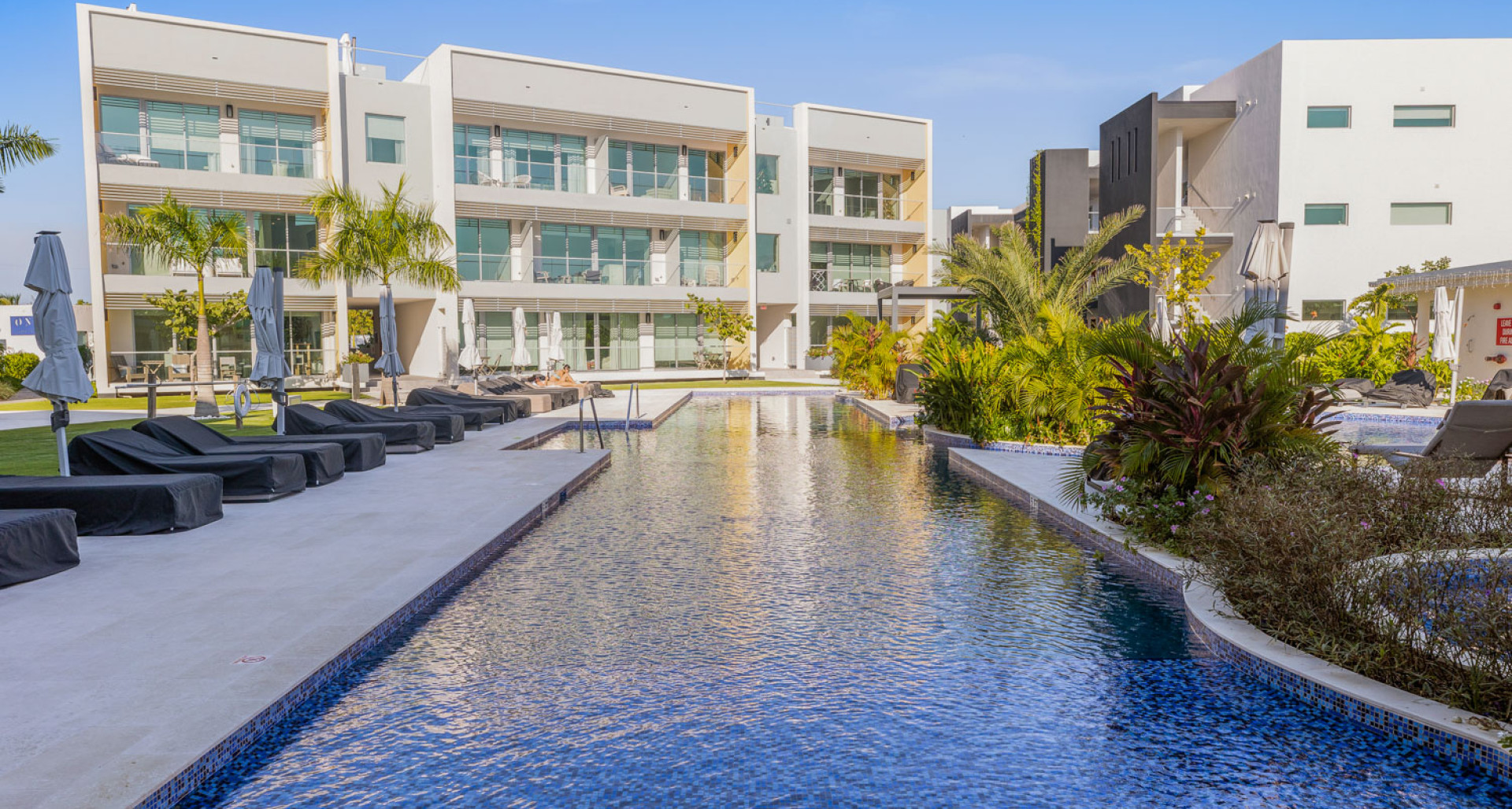 One Canal Point | Walkout Poolside Unit image 3