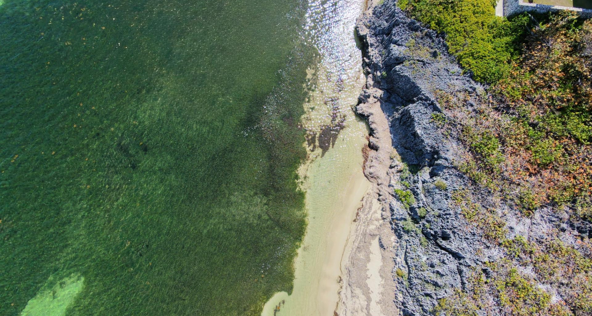 QUEEN’S HIGHWAY | EAST END – RARE PRIVATE BEACHFRONT LAND WITH APPROVED PLANNING, 0.61 ACRE image 3