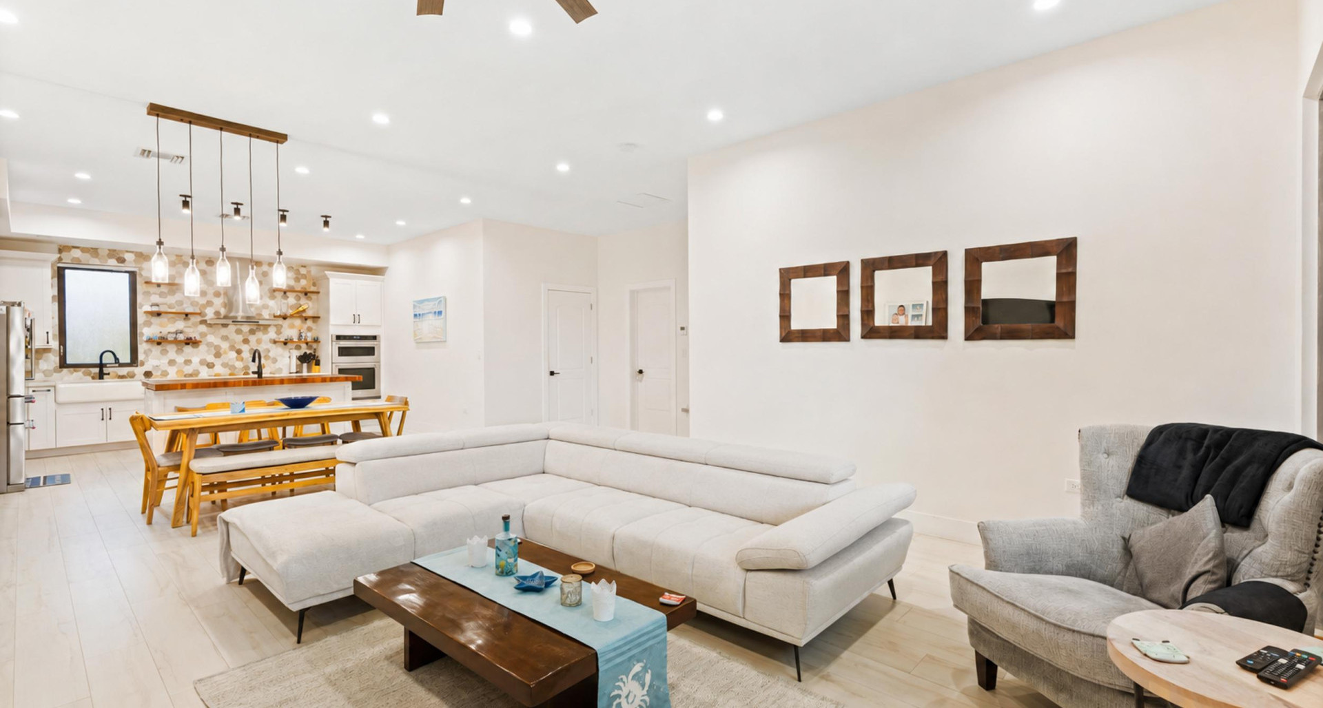Highly Upgraded Villa Marbella #11 (2nd Floor Executive Residence) image 1