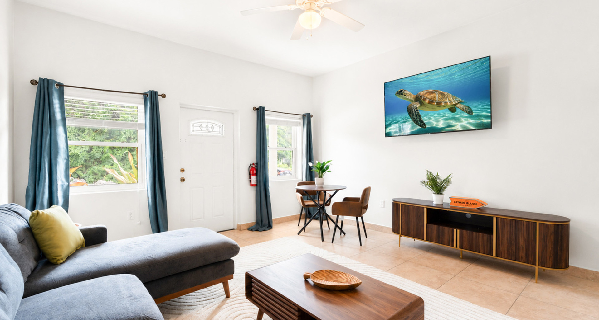 #27 Executive Suites | George Town – Investor & First Time Buyer Opportunity, 1 Bed Corner unit image 2