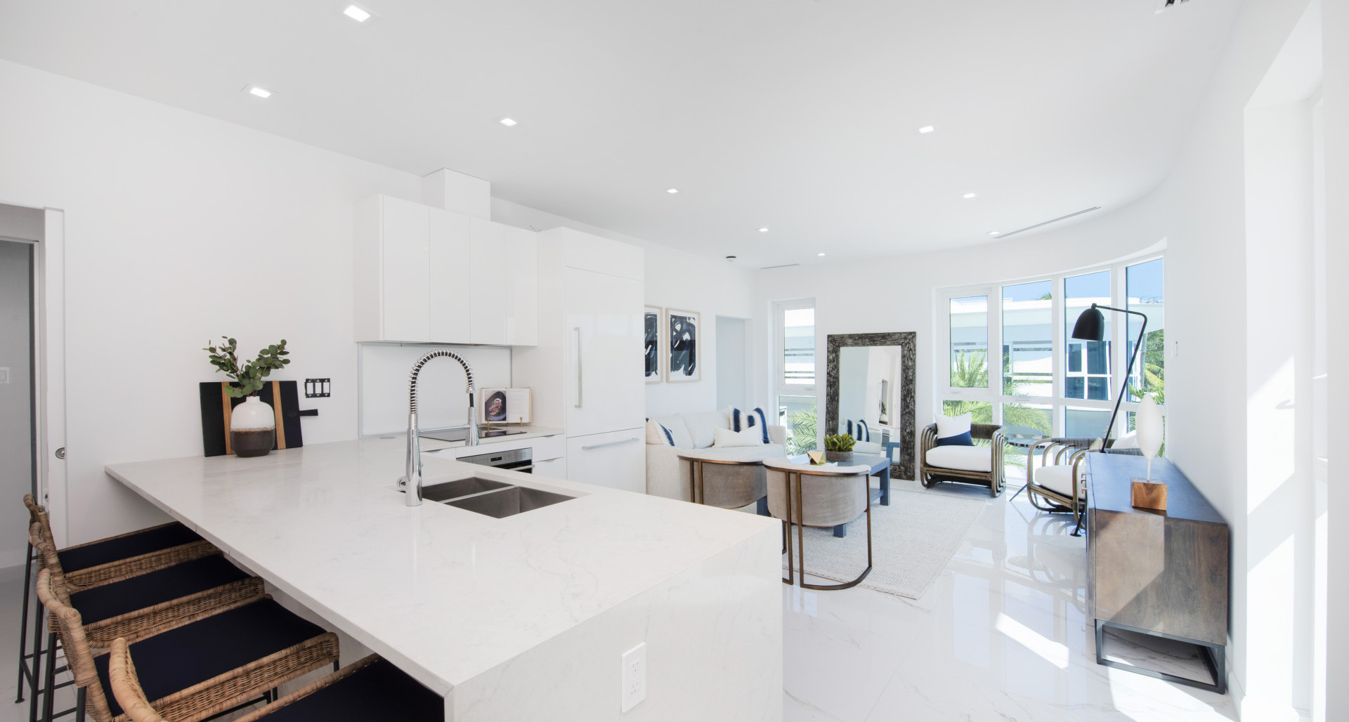 Elevated Luxury | One-Bed South Sound Residence image 2